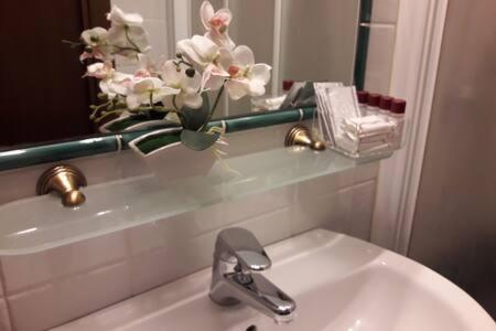 Vie D'Acqua Aposa - City Center- Bo Bolonya Dış mekan fotoğraf
